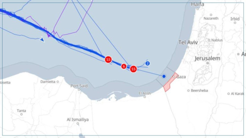 سفينة ميكينو التابعة لأسطول الصمود تدخل مياه غزة الإقليمية